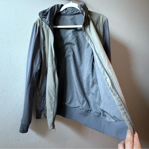 Men's Lululemon Ambo Jacket - Picture 10 of 11